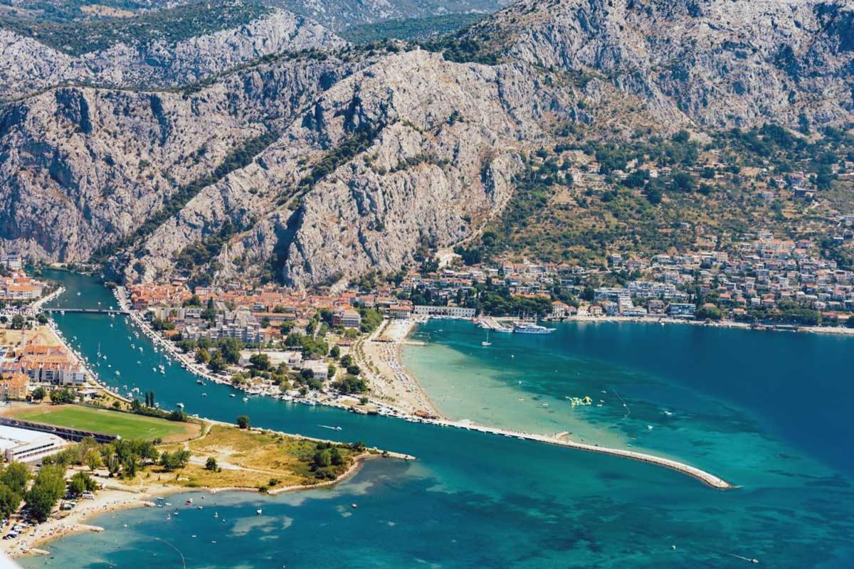 Judita Omiš Екстериор снимка